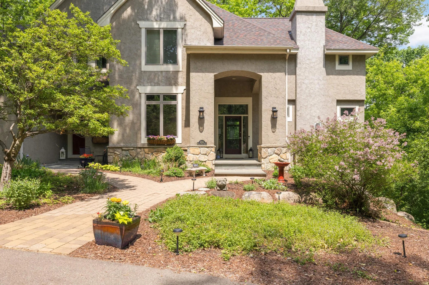4266 Manor Court Road, Minnetonka, MN 55345