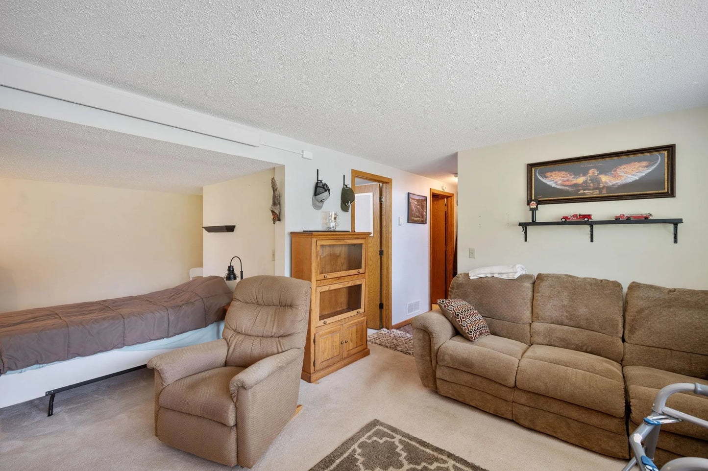 4411 Clover Lane, Eagan, MN 55122