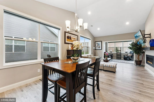 606 Liberty Way, Vadnais Heights, MN 55127