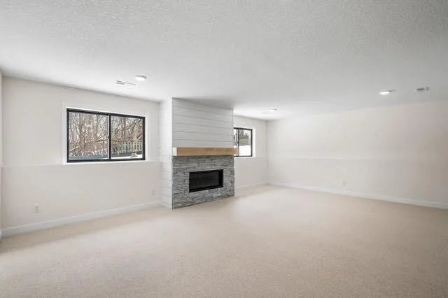 2140 Arkwright Street, Maplewood, MN 55117