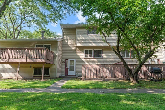 4788 Grenwich Way, Oakdale, MN 55128