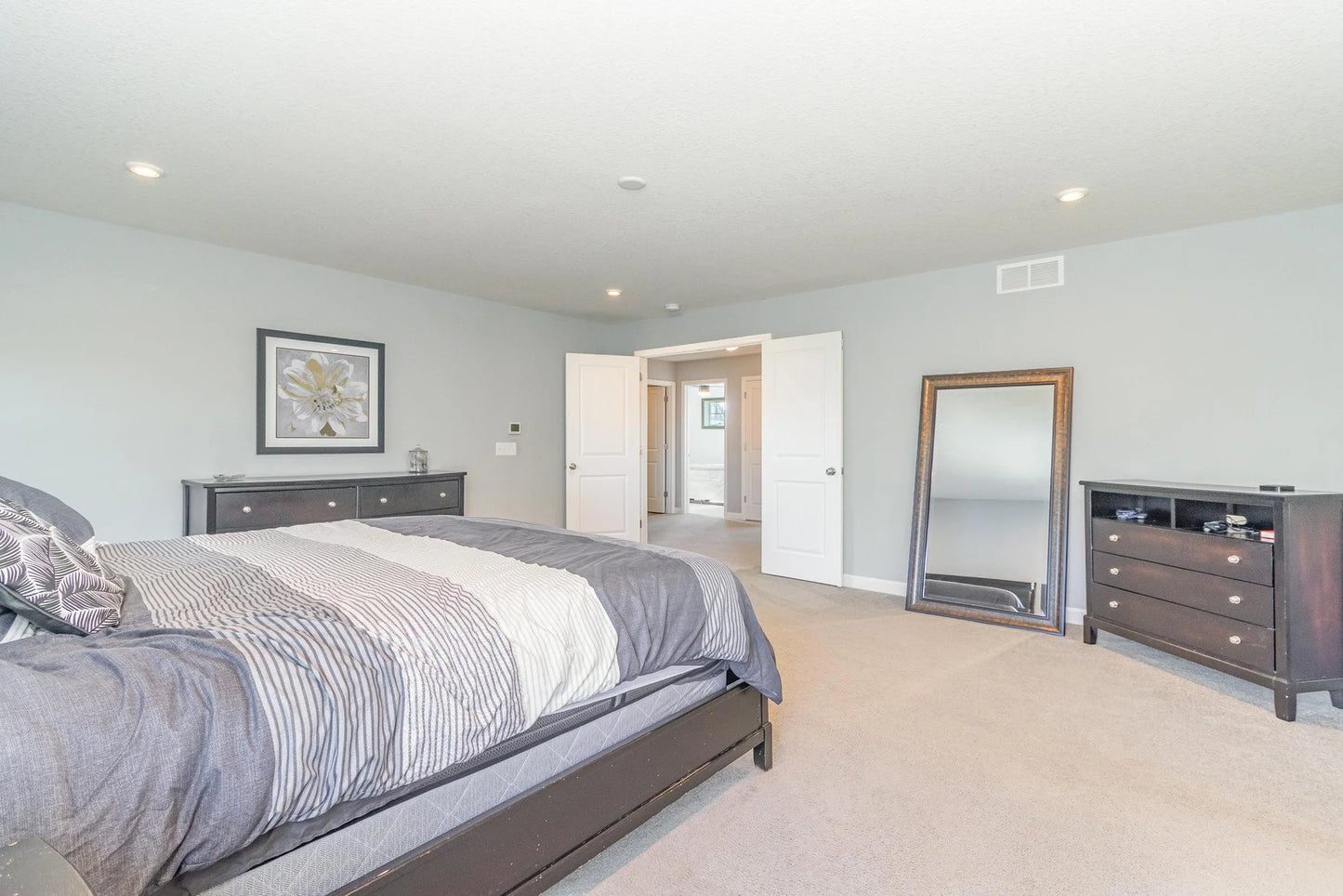 4455 Benjamin Court, Woodbury, MN 55129