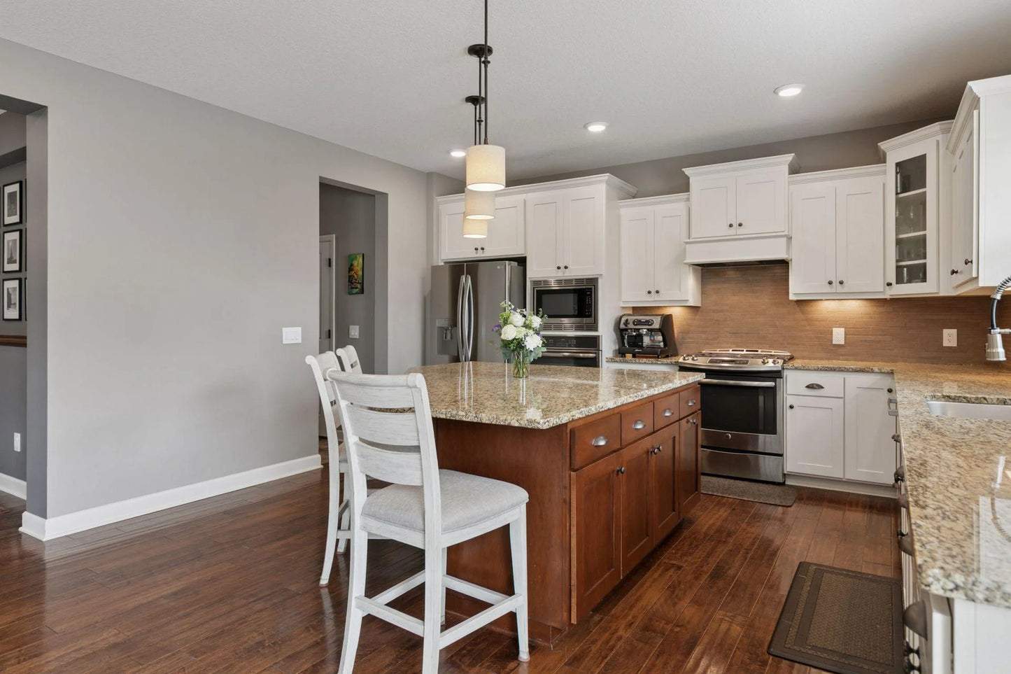 4418 Ashton Curve , Woodbury, MN 55129