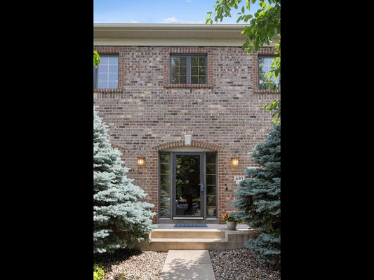 630 Carver Bluffs Parkway, Carver, MN 55315