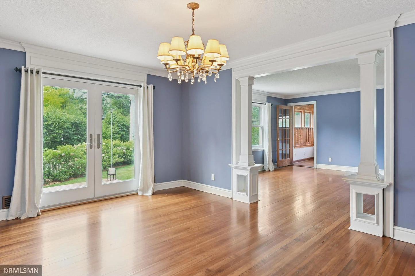76 Western Avenue, Saint Paul, MN 55102