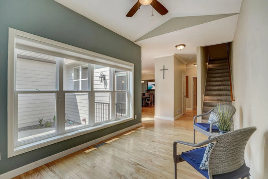 48 125th Street, Burnsville, MN 55337
