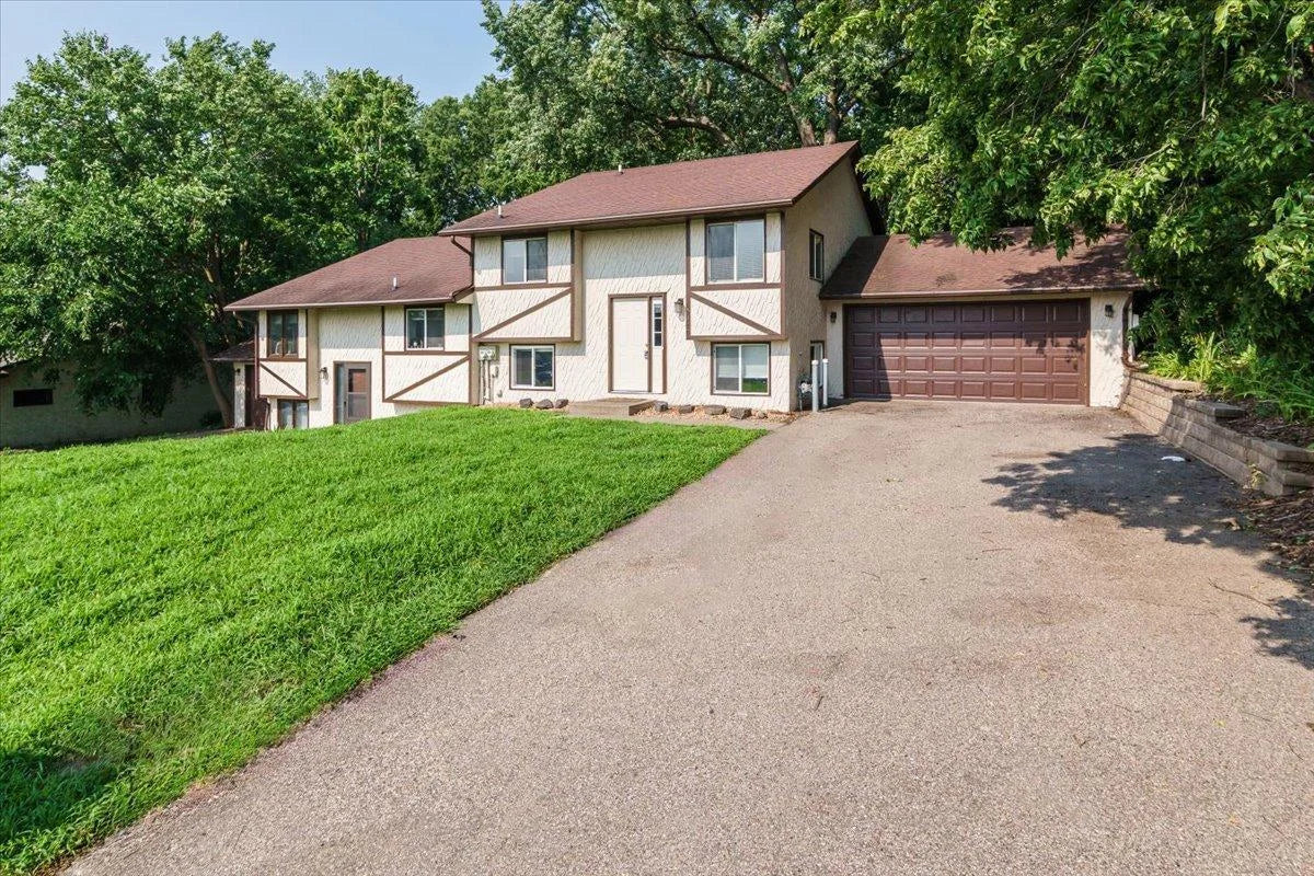 5410 Old Shakopee Circle, Bloomington, MN 55437