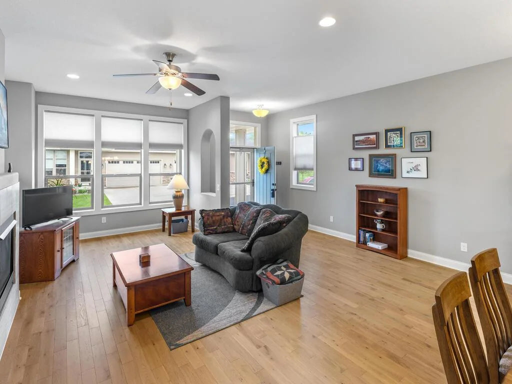 1128 Willowbrook Circle, Delano, MN 55328