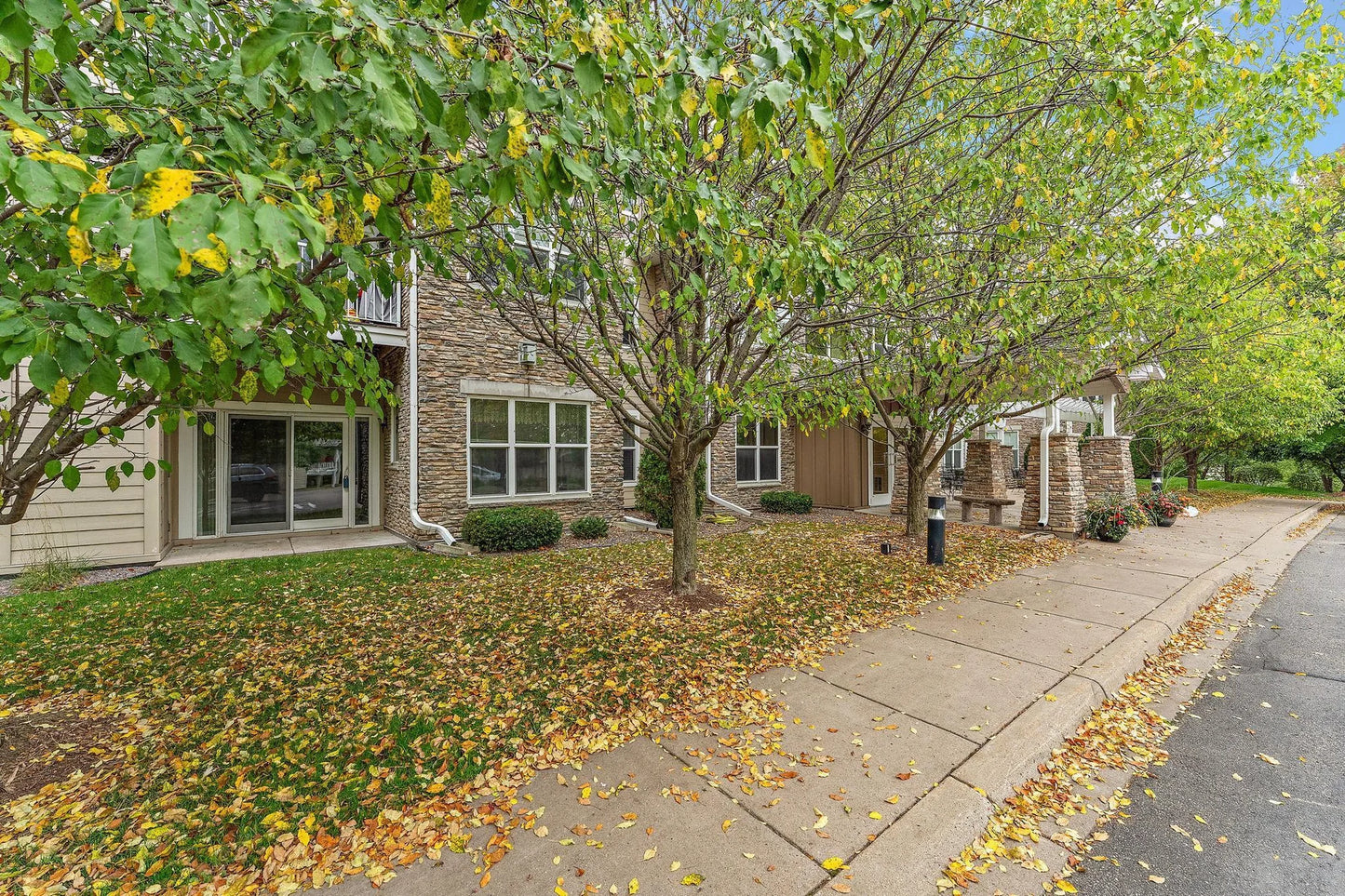 601 LeVander Way, South Saint Paul, MN 55075