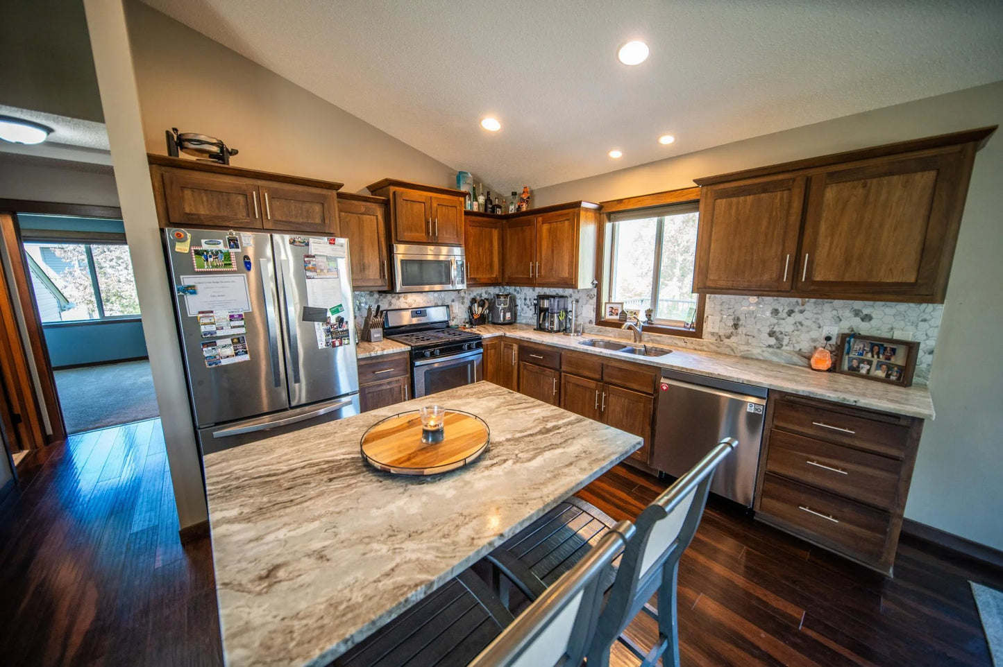 426 Creek Avenue , Delano, MN 55328