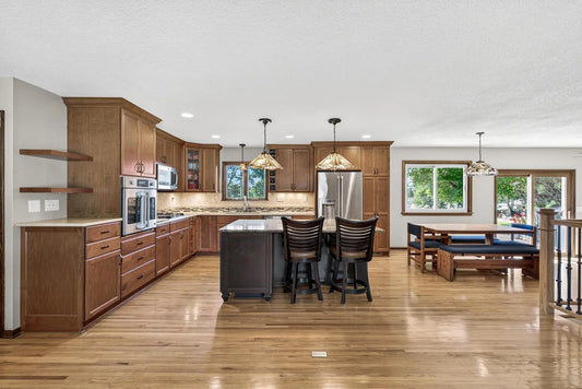 441 Walnut Lane, Apple Valley, MN 55124