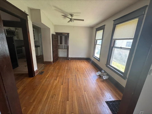 1051 Mclean Avenue, Saint Paul, MN 55106