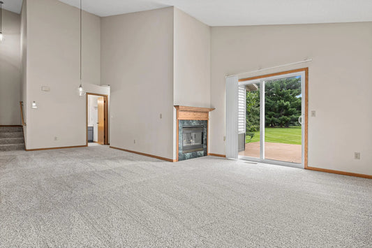 1049 Aston Circle, Burnsville, MN 55337