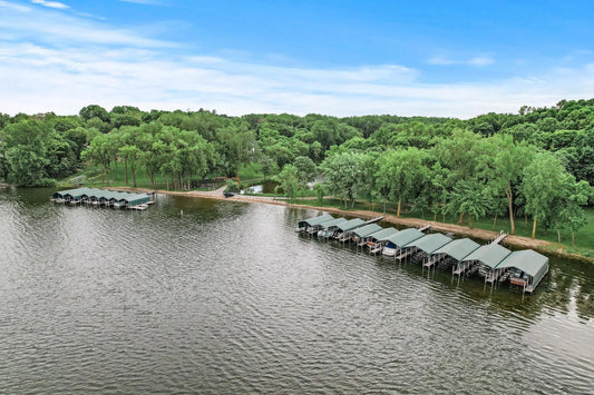 4325 Trillium Lane, Minnetrista, MN 55364