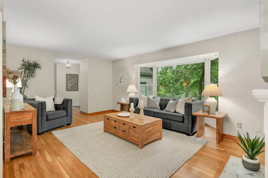 5844 Deer Trail Circle, Woodbury, MN 55129
