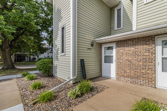 2488 Cobble Hill Alcove , Woodbury, MN 55125
