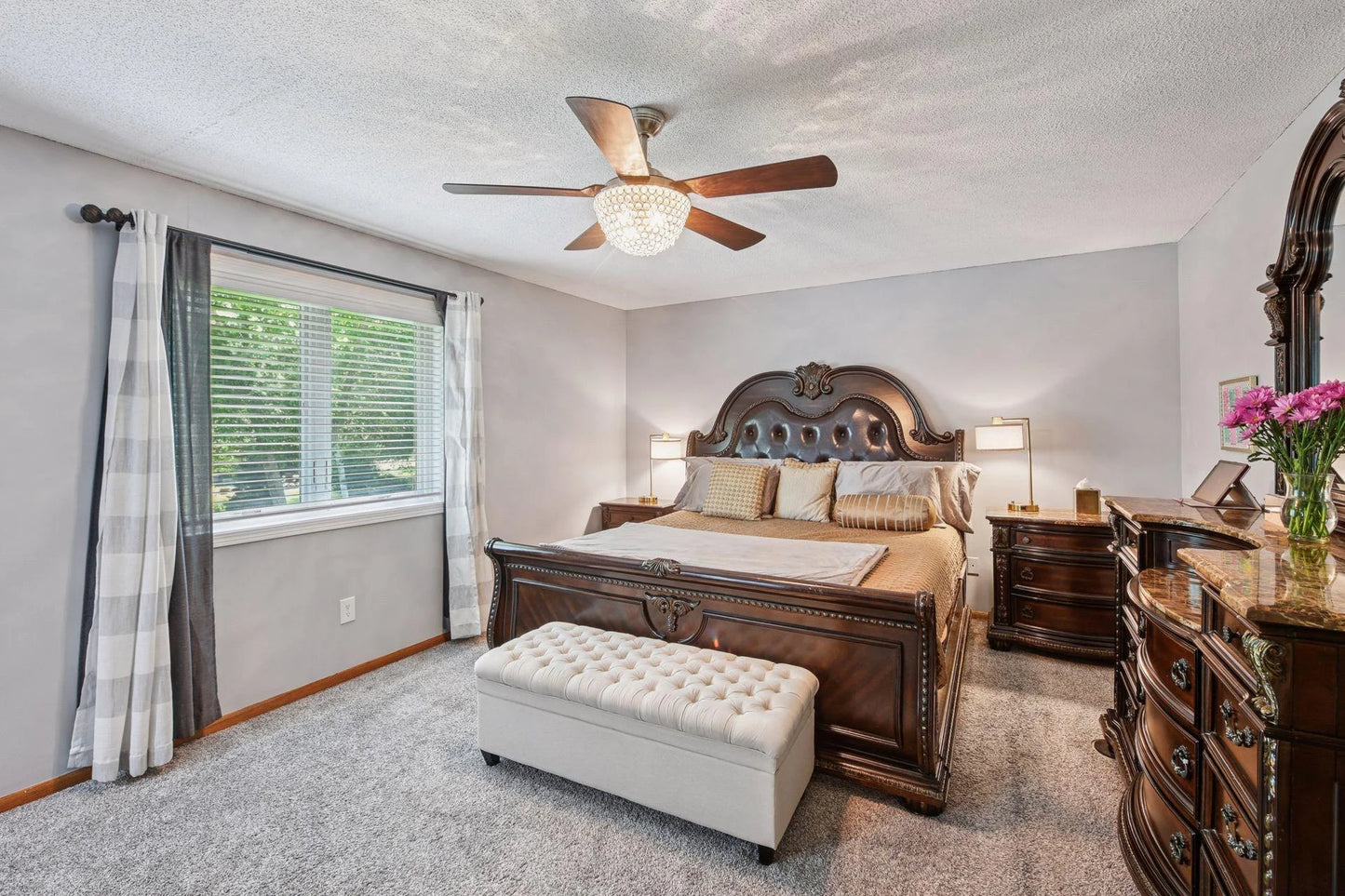 475 Oakhill Road, Chaska, MN 55318