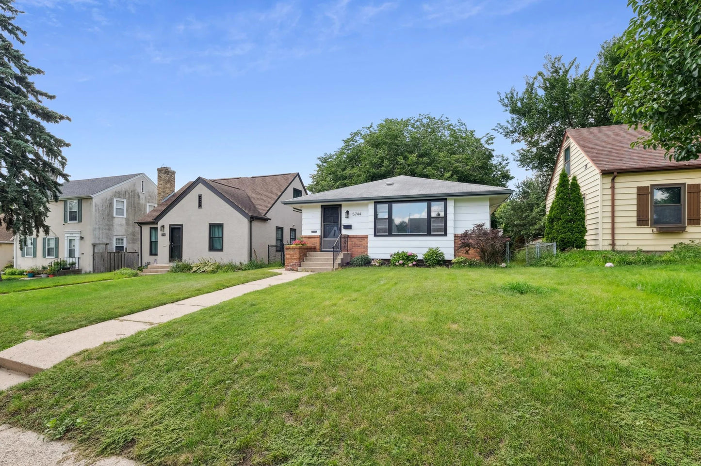5744 22nd Avenue, Minneapolis, MN 55417