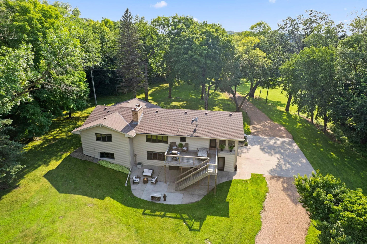 10366 Fenner Avenue, Delano, MN 55328