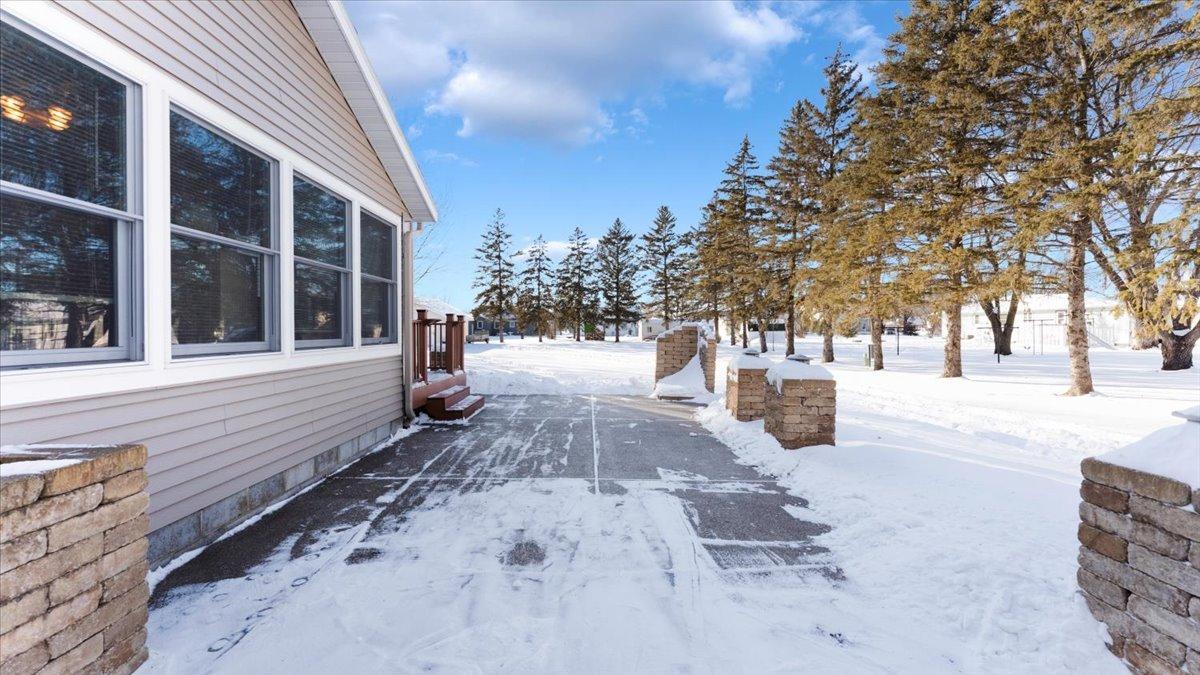 908 Lilac Drive, Sauk Centre, MN 56378