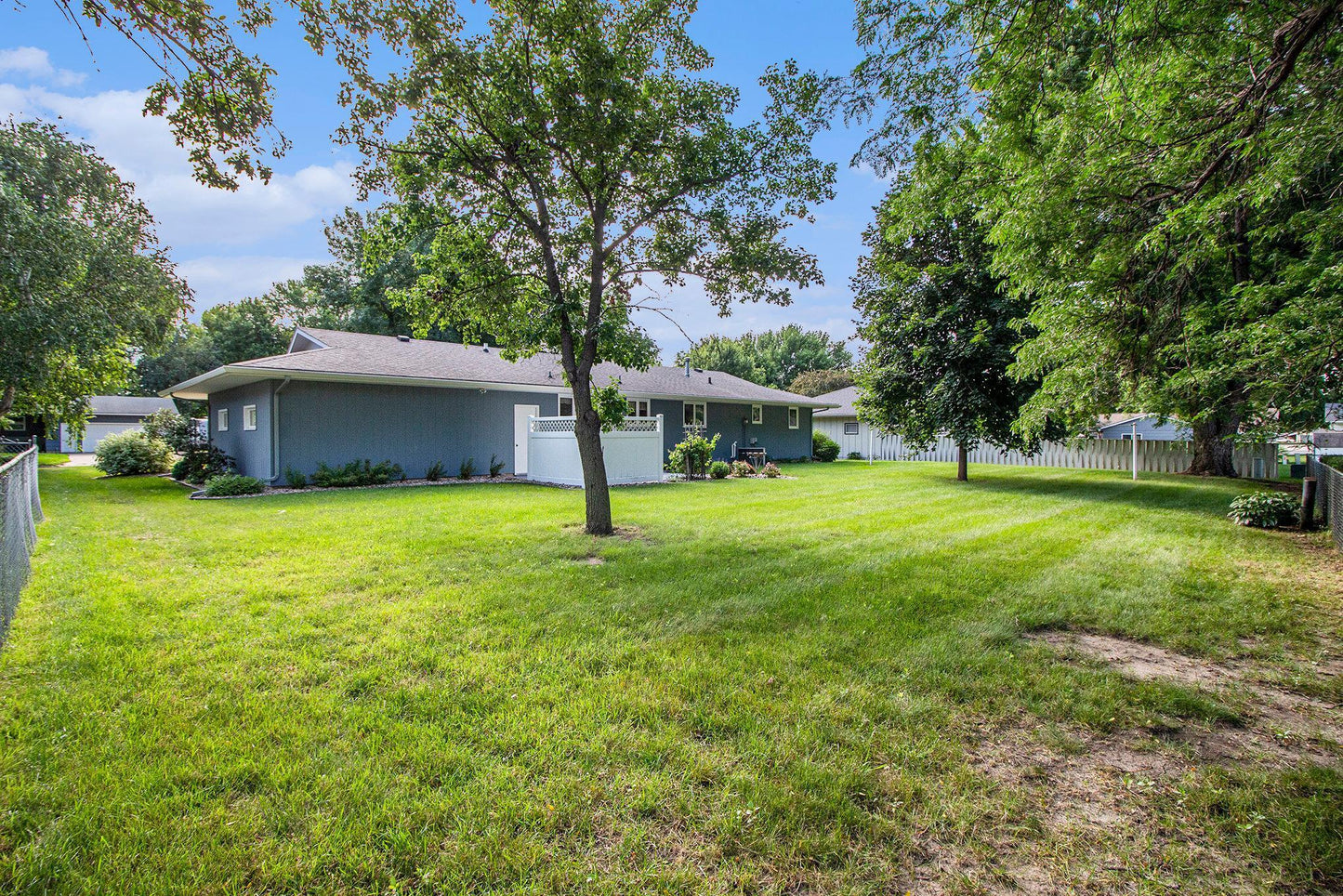 1009 Jackson Street, Luverne, MN 56156