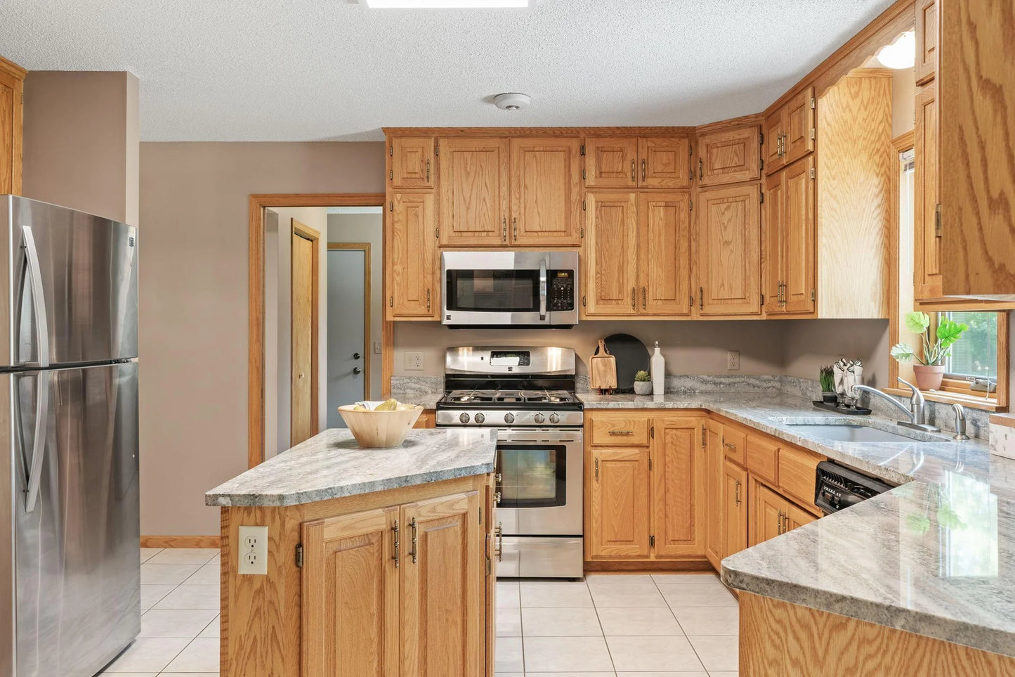 8347 Zanzibar Court, Maple Grove, MN 55311