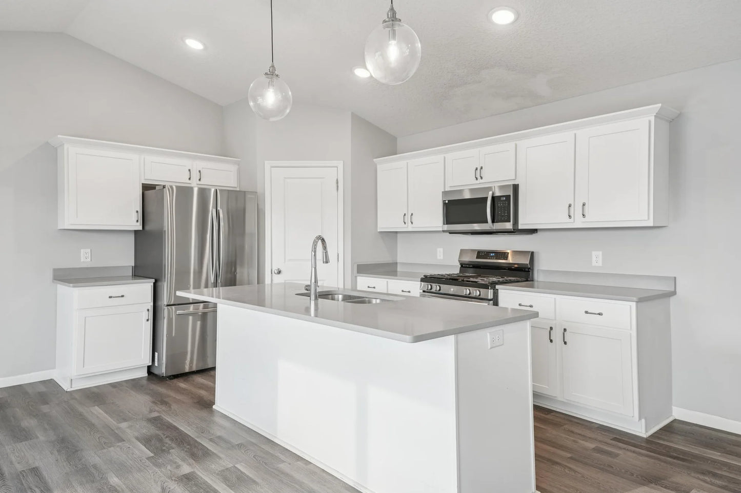 10254 Greystone Circle, Cottage Grove, MN 55016
