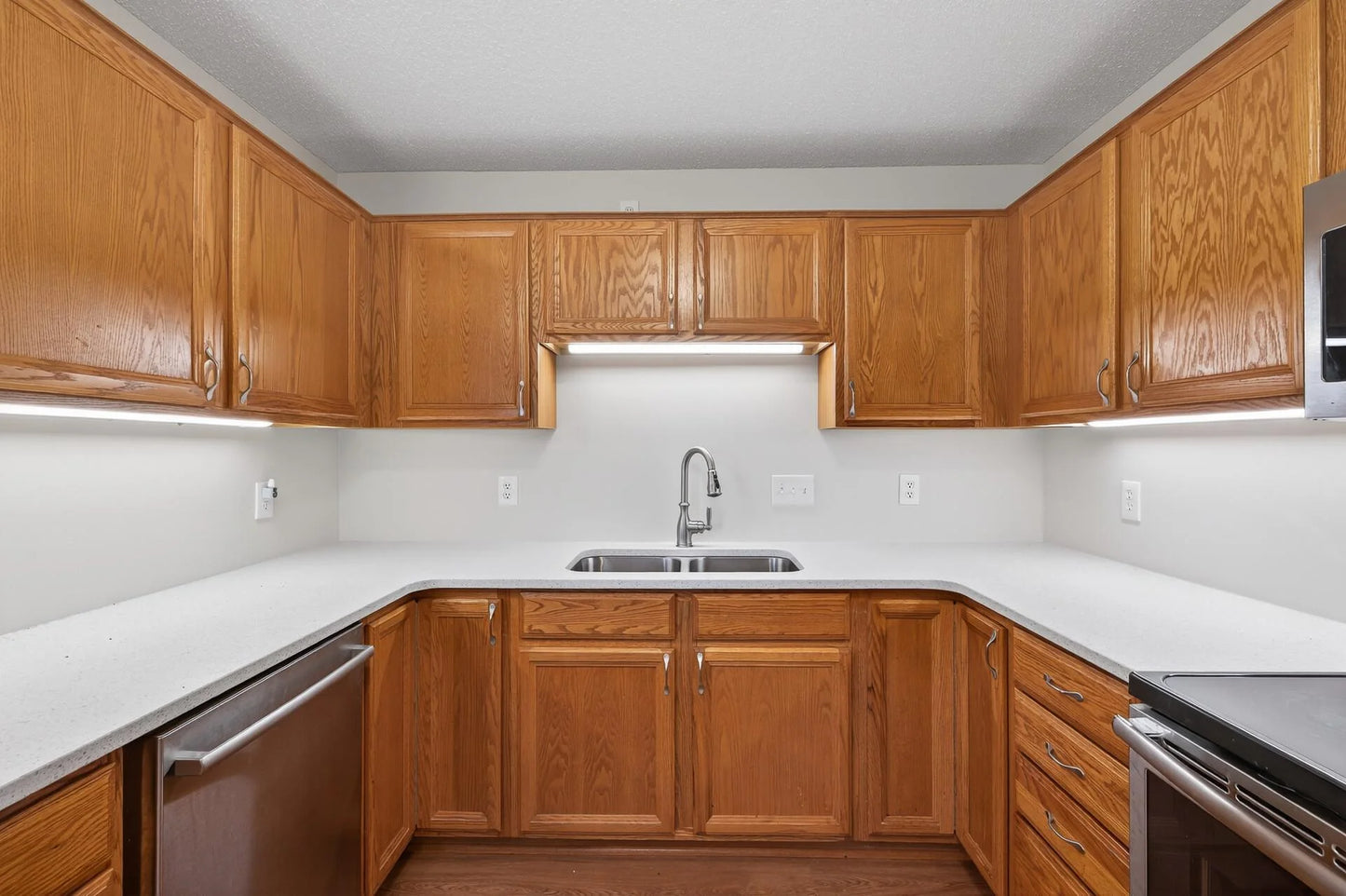 5215 Deerfield Lane, Prior Lake, MN 55372