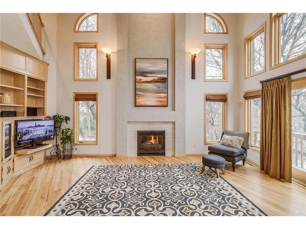 11338 Hawk High Court, Eden Prairie, MN 55347