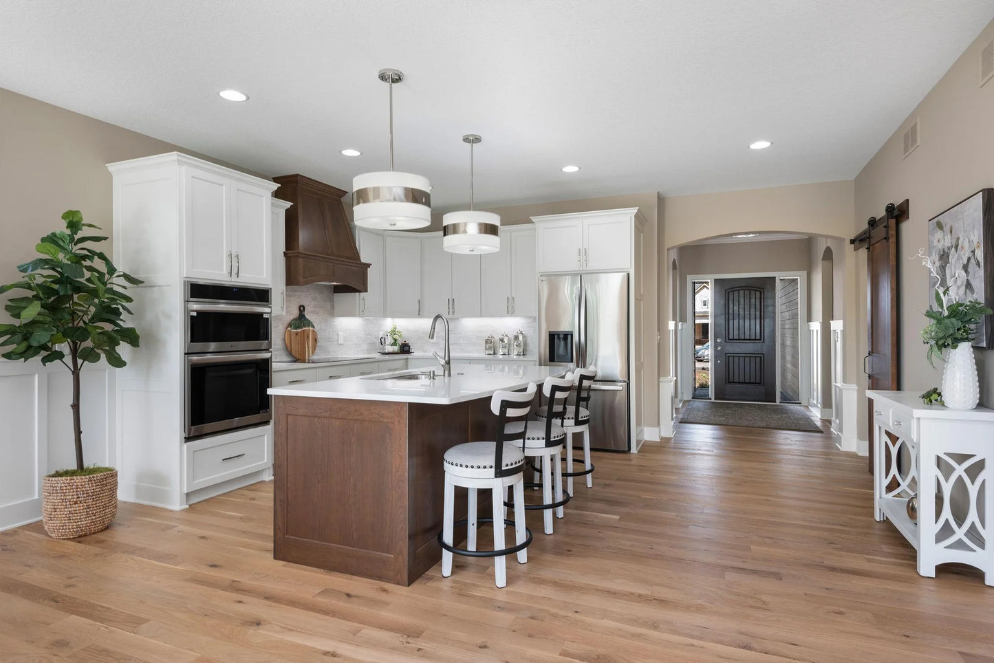 4762 Lawndale Court, Plymouth, MN 55446