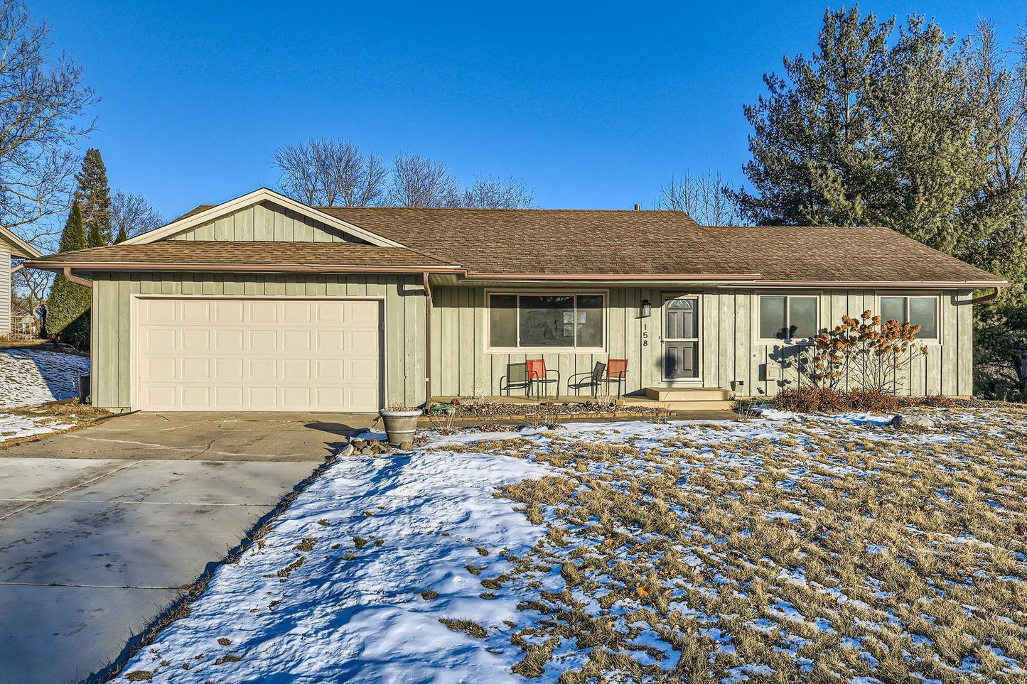 158 Juniper Lane, Apple Valley, MN 55124