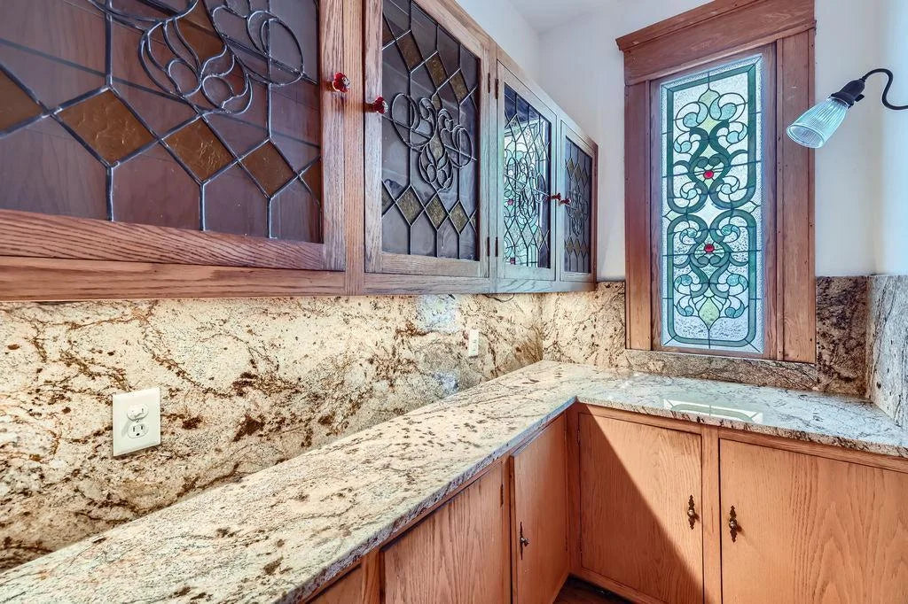 442 Summit Avenue, Saint Paul, MN 55102