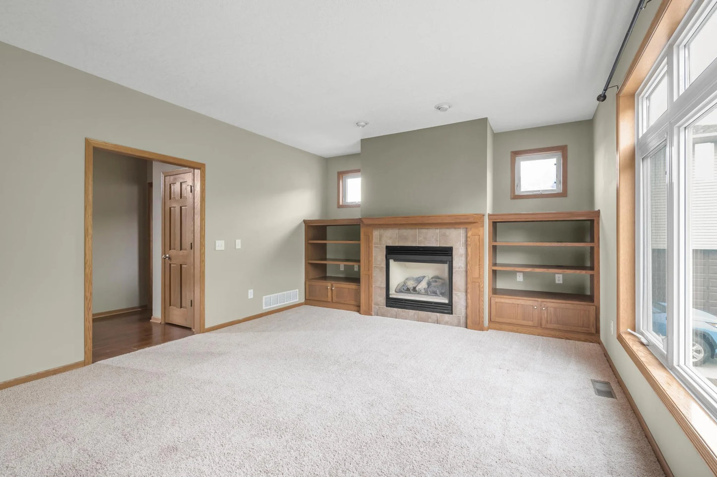 10543 Noble Circle, Brooklyn Park, MN 55443