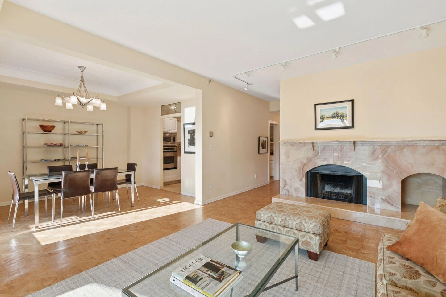 1235 Yale Place, Minneapolis, MN 55403