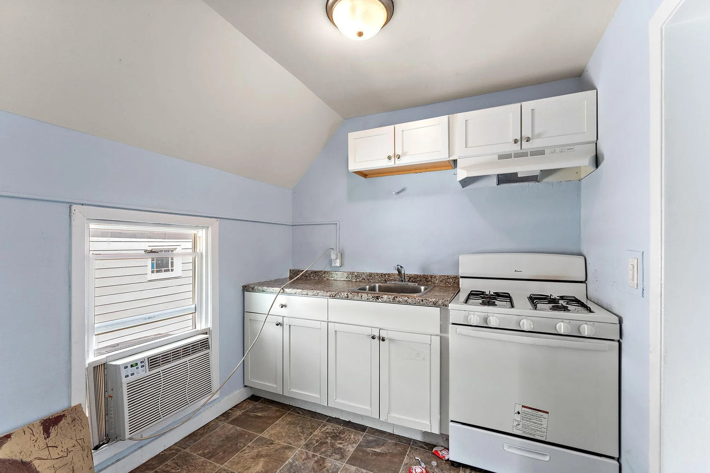 538 Charles Avenue, Saint Paul, MN 55103