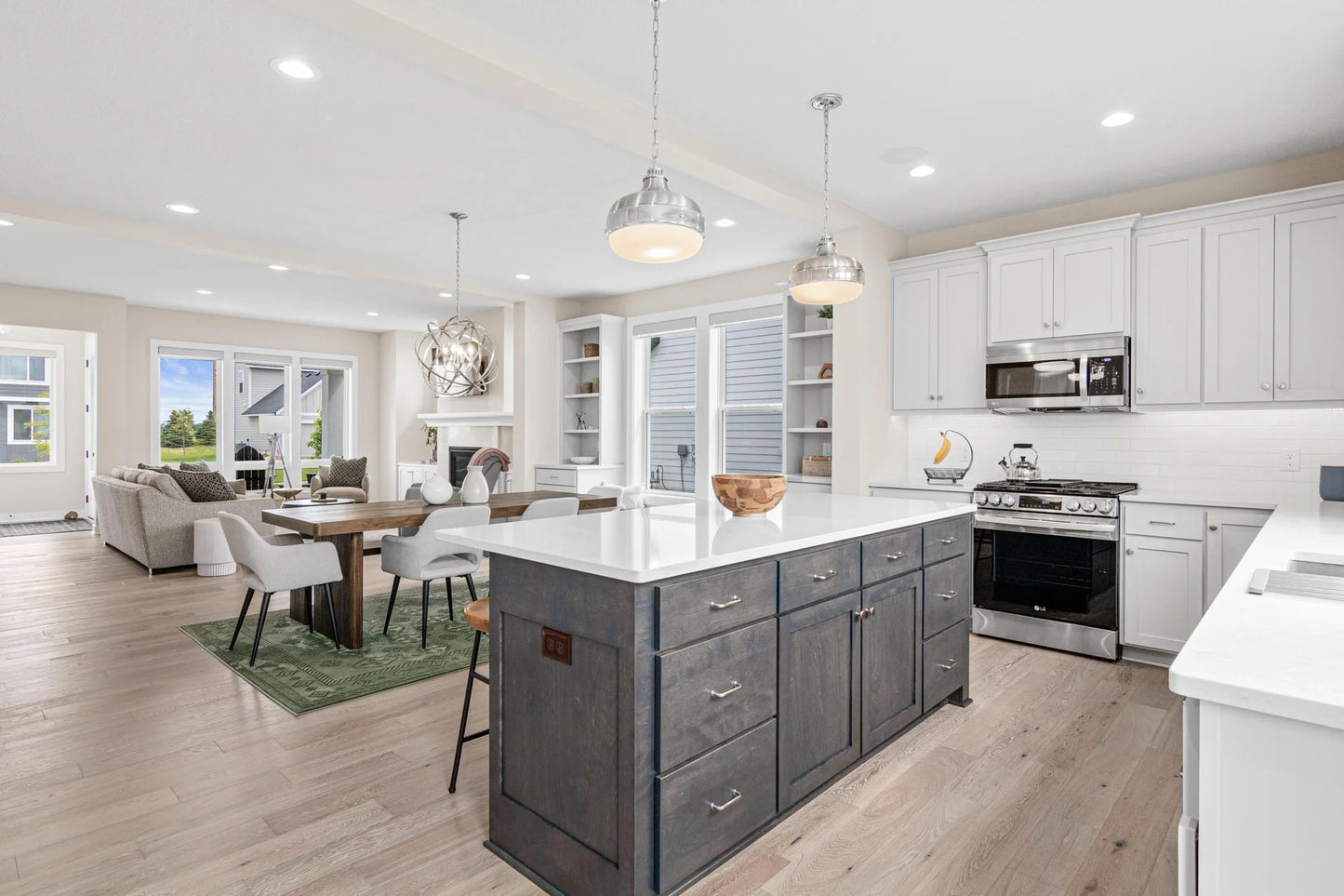 5068 Airlake Draw , Woodbury, MN 55129