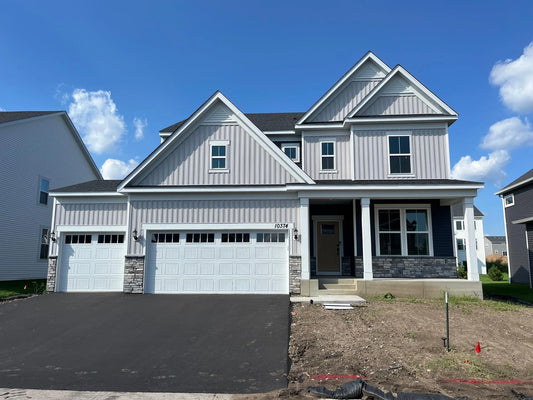 10374 Mcgregor Boulevard, Woodbury, MN 55129