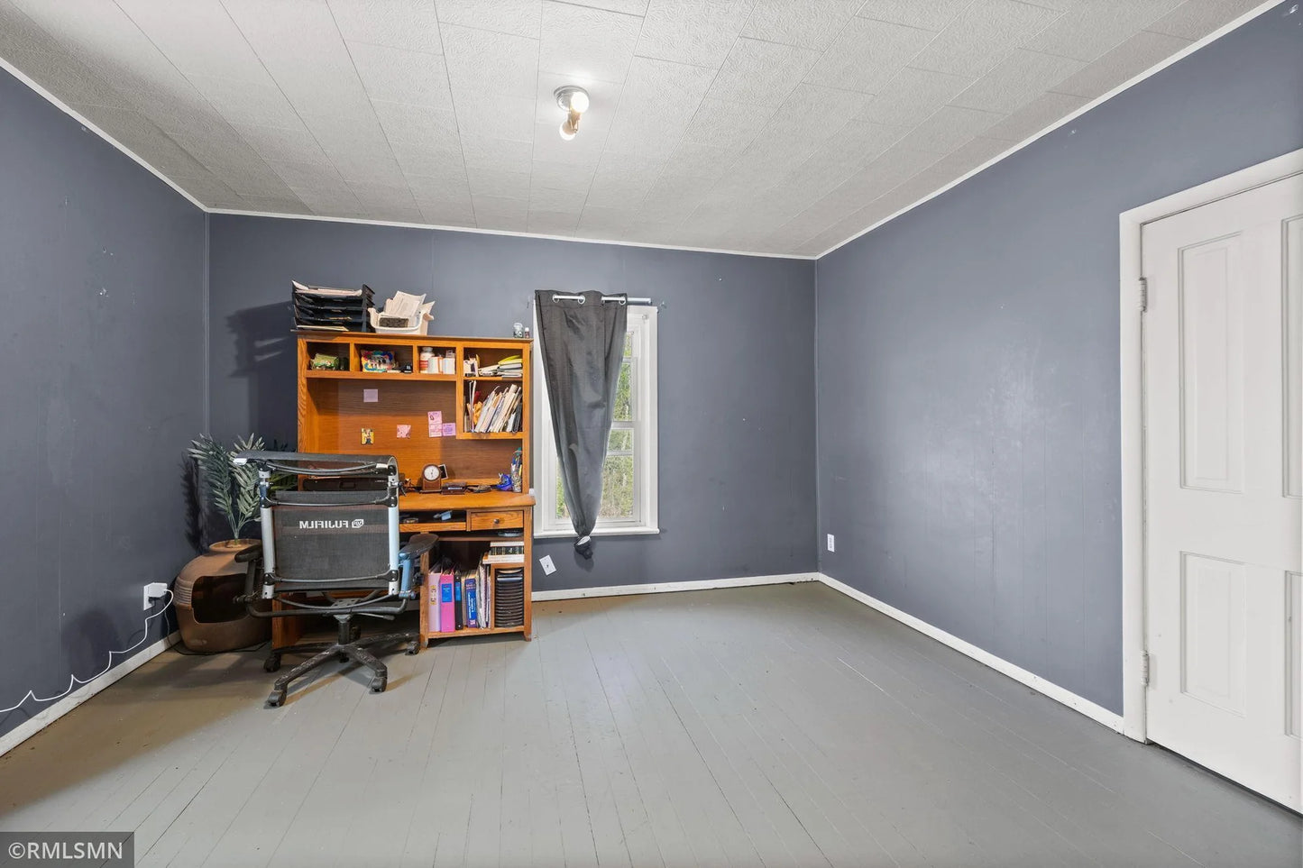 5664 County Road 7 , Howard Lake, MN 55349