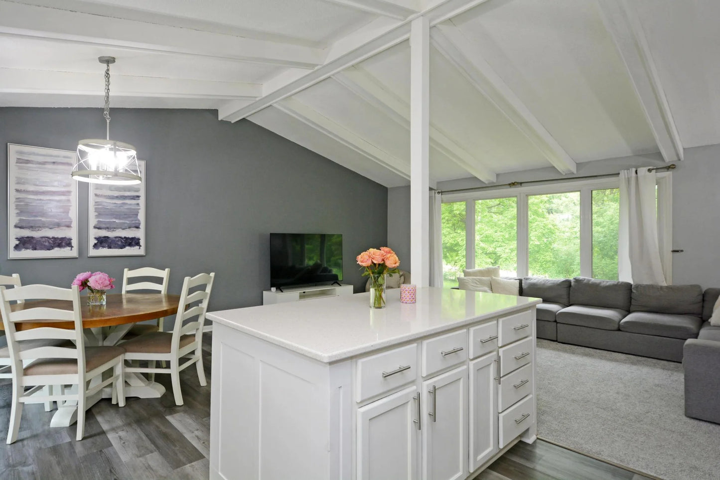 685 Mcknight Road, Saint Paul, MN 55119