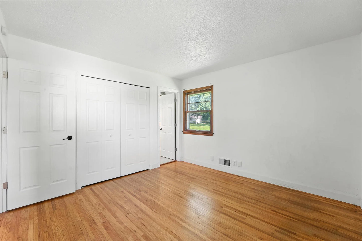 4533 85th Street, Bloomington, MN 55437