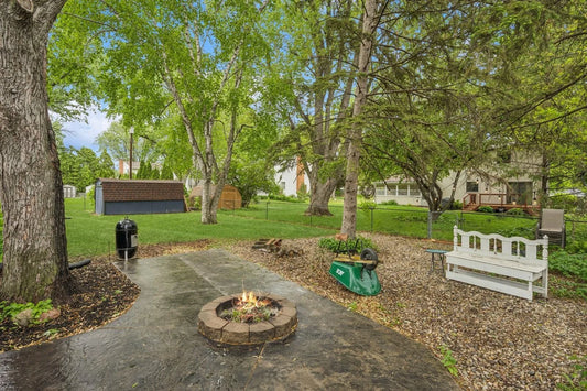 2500 Ensign Avenue, Golden Valley, MN 55427