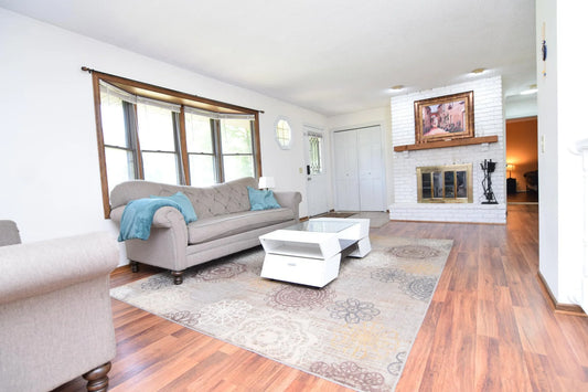 2520 Allen Drive, Burnsville, MN 55337