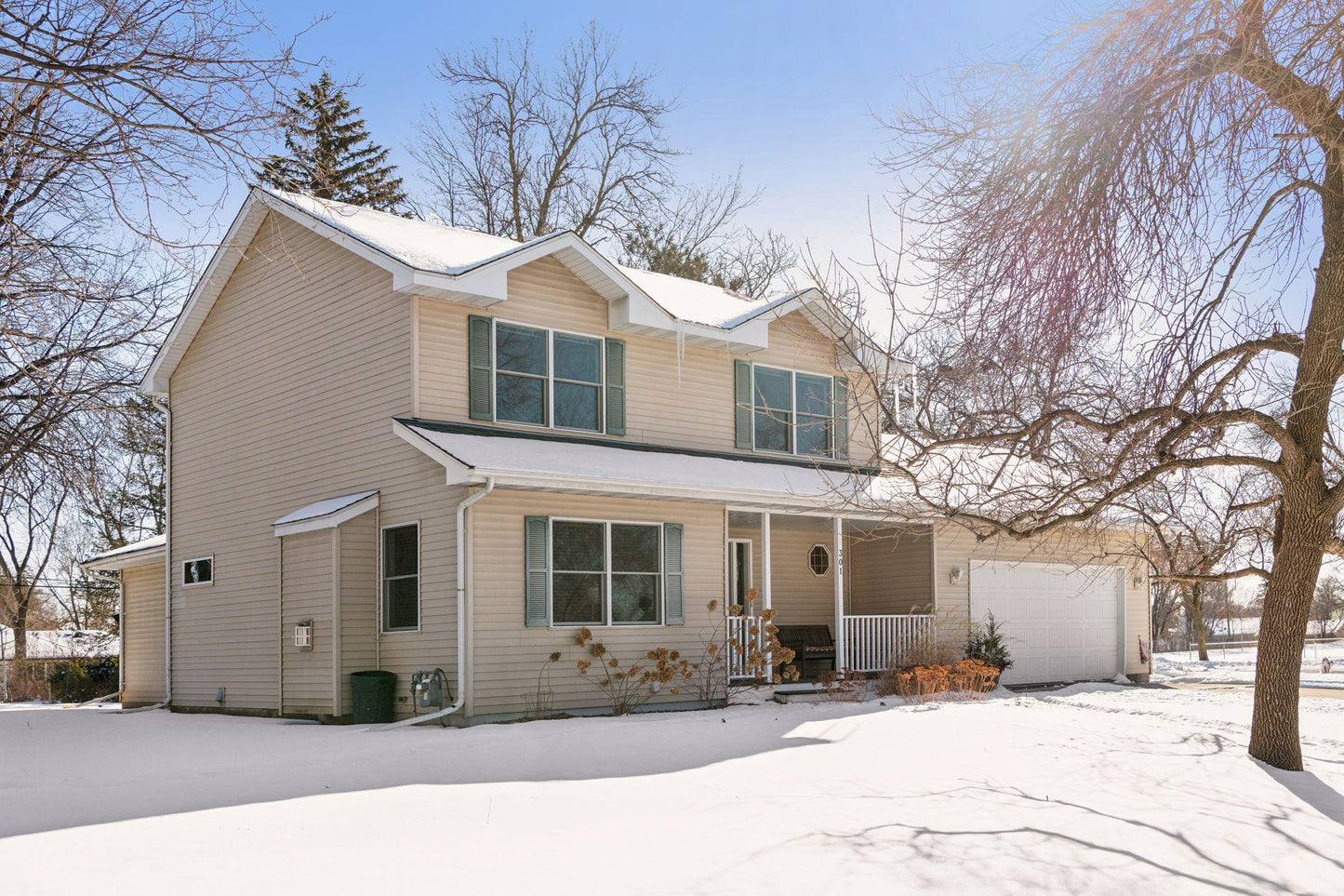 301 Burnes Drive, Hopkins, MN 55343