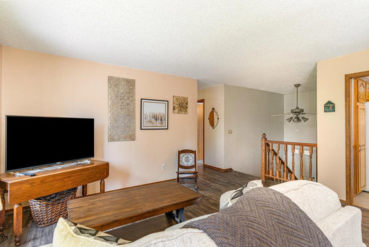 4231 Yorktown Drive, Eagan, MN 55123