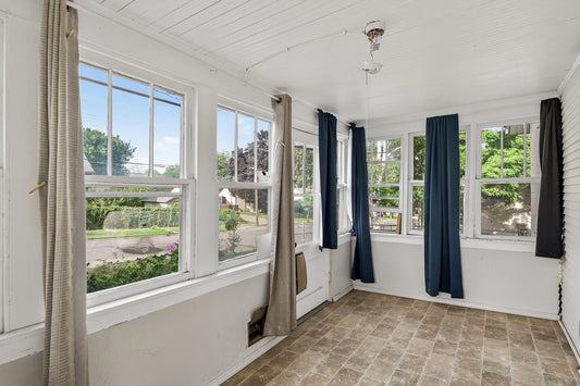 48 Jessamine Avenue, Saint Paul, MN 55117