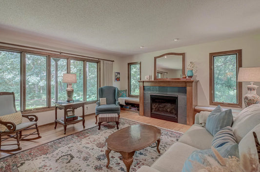 44 Deep Lake Road, North Oaks, MN 55127