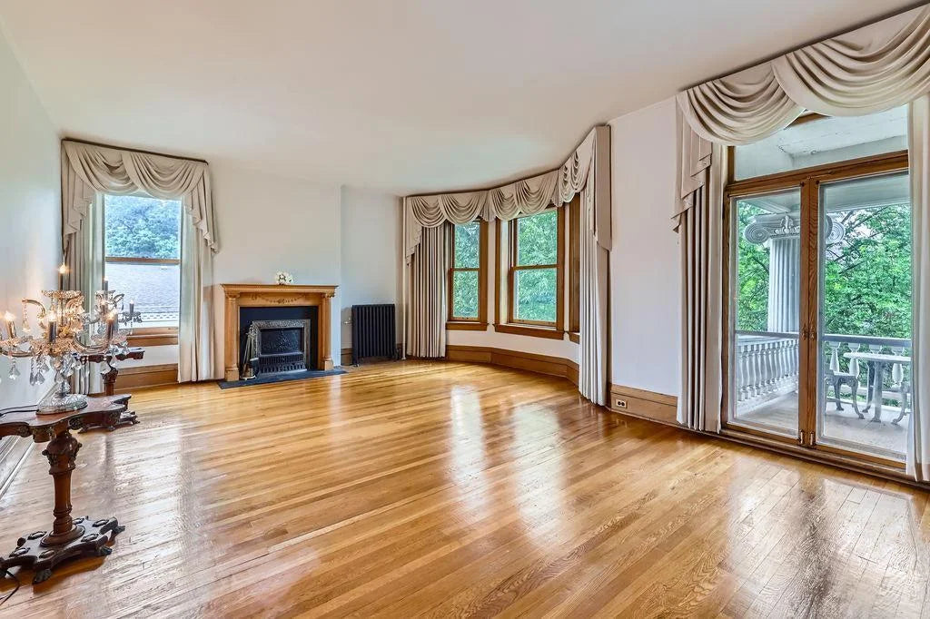 442 Summit Avenue, Saint Paul, MN 55102